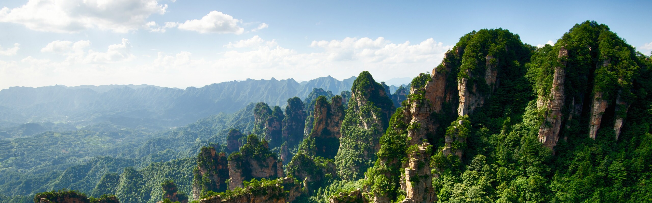 Top Zhangjiajie Tours 2025/2026: Not Just Mountains